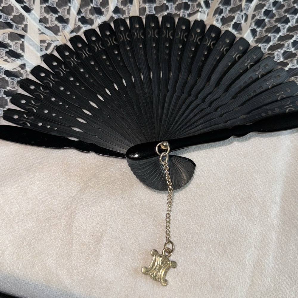 Preloved Celene fan Collection black excellent condition comes with pouch. - Picture 6 of 7